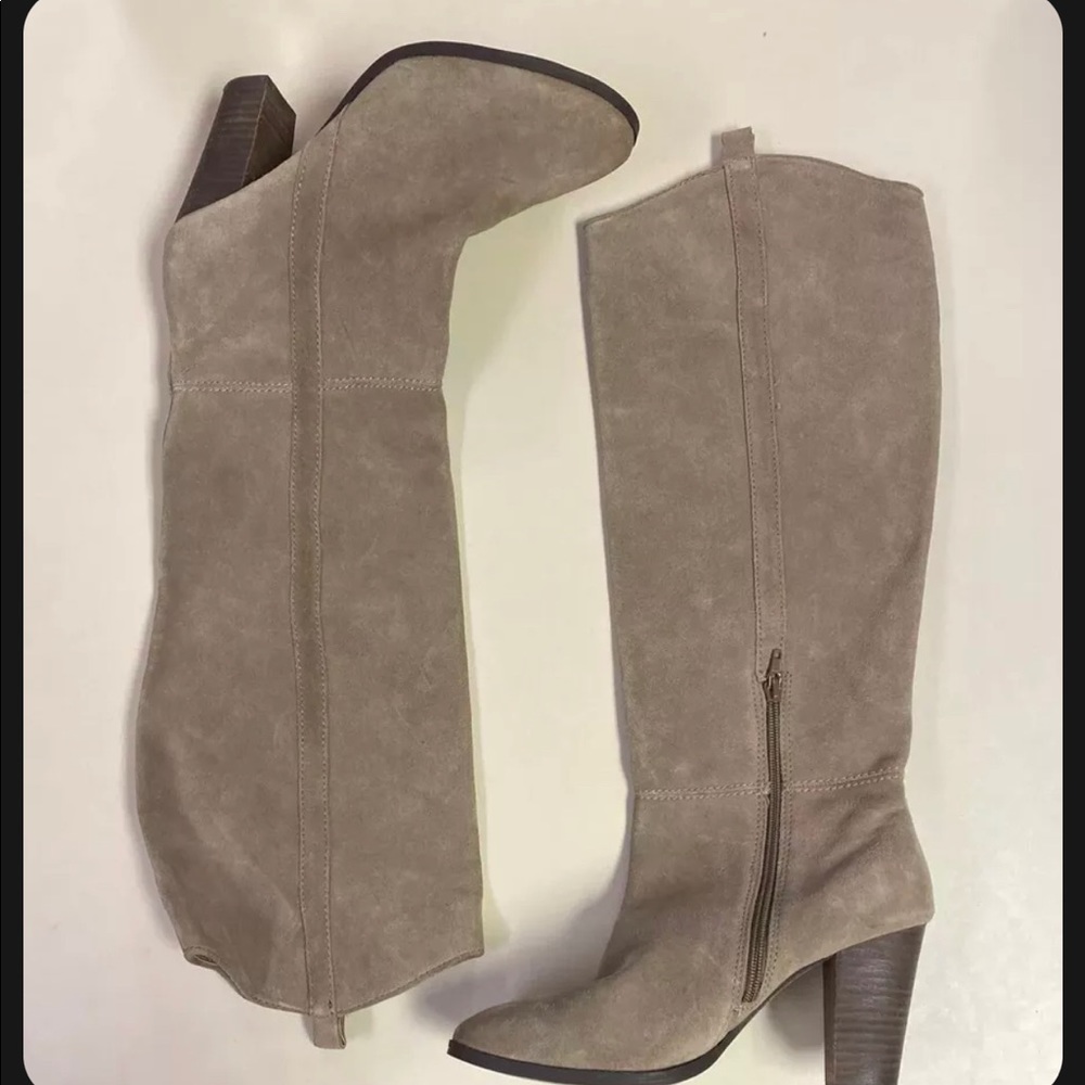 Dolce Vita women tan suede knee high round toe 3.5 inch block heel boot sz 10